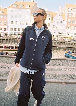 Синий костюм овер фасона zara, двунитка, хлопок, широкие штанины, кофта садится свободно