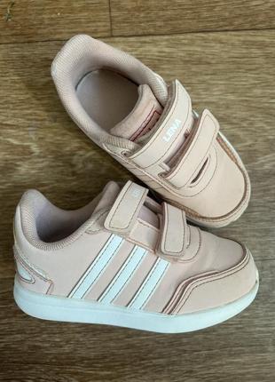 Кросівки для дівчинки adidas