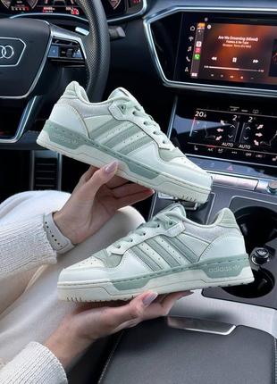 Жіночі кросівки adidas originals rivarly beige olive2 фото