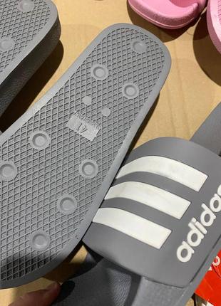 Тапочки adidas (приклади з магазину) з невеликими дефектами (36-44)2 фото
