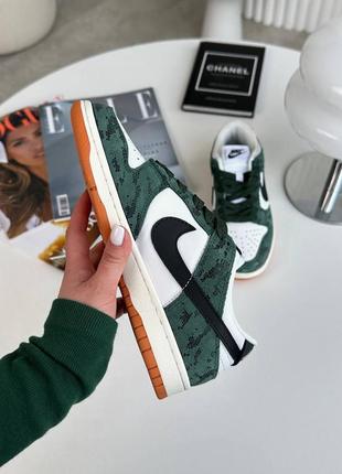 Женские кроссовки nike dunk green snake6 фото