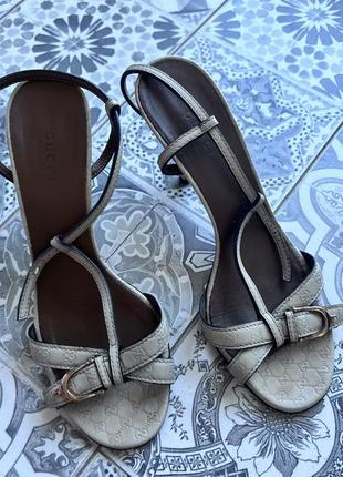 Брендовые босоножки gucci