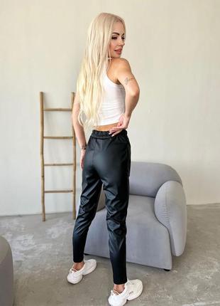 Демисезонные брюки из экокожи «richy» (тонкие)
+ большие размеры мокко и черный 42-54!!4 фото