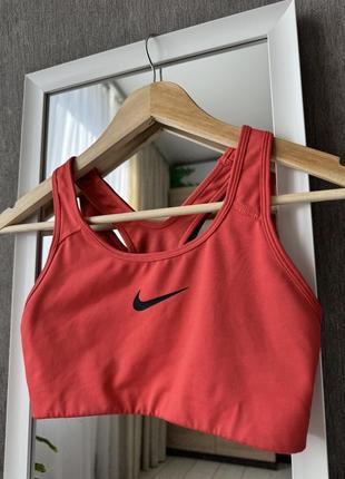 Спортивный топ nike dri-fit1 фото