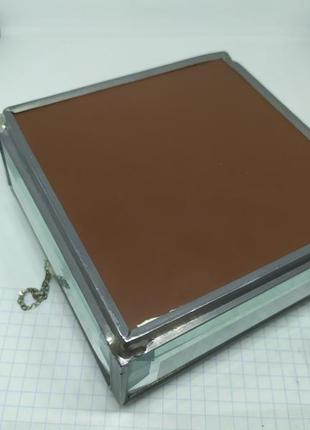 Стеклянная винтажная шкатулка. стекло с фацетом