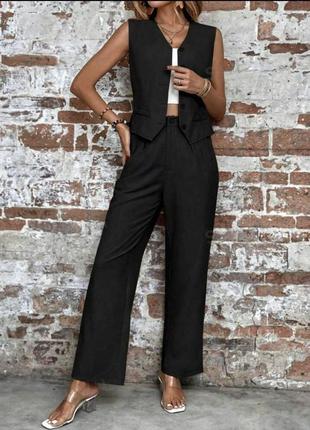 Костюм вкорочена жилетка безрукавка на ґудзиках жилет брюки палаццо широкі штани на високій посадці комплект стильний базовий чорний бежевий3 фото