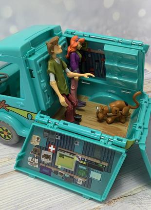 Скуби-ду (scooby doo mystery machine)8 фото