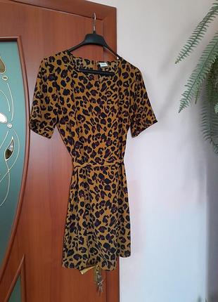 Леопардовое платье на лето
