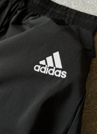Мужские черные спортивные шорты adidas оригинал размер l как новые4 фото