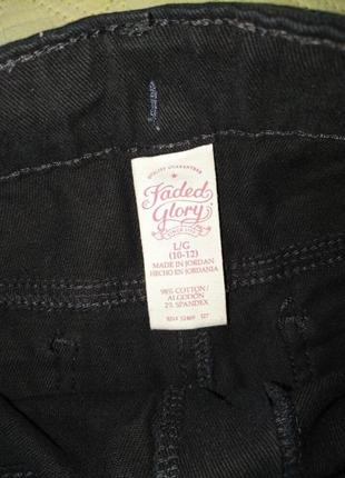 Черные джинсы скинни faded glory с модными потертостями и дырками на коленях на 10-12 лет2 фото