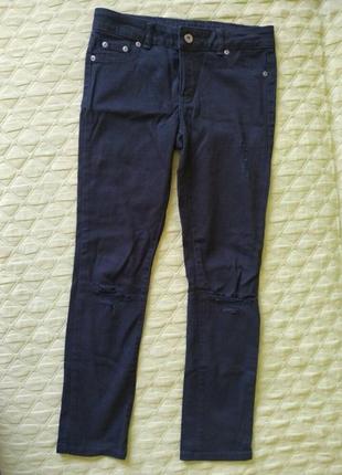 Черные джинсы скинни faded glory с модными потертостями и дырками на коленях на 10-12 лет4 фото