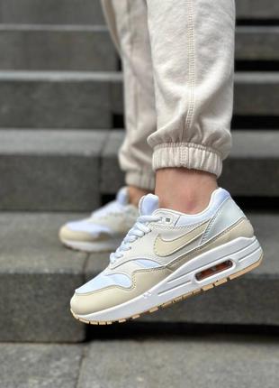 Жіночі кросівки nike air max pale ivory4 фото