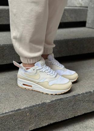 Жіночі кросівки nike air max pale ivory1 фото