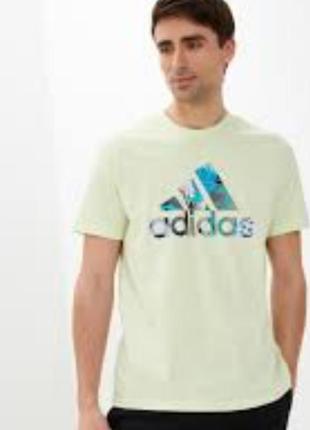 Мужская футболка adidas badge of honor logo sport tee size 2xl big &amp; tall t-shirt lime/mint2 фото