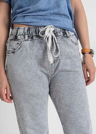 Женские серые джинсы мом стрейчевые большого размера plussize 50-60 с резинкой на талии фабричный китай3 фото