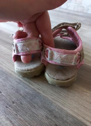 Босоніжки сандалі для дівчинки6 фото