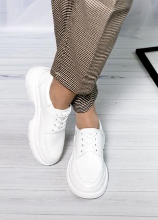 Женские белые кожаные туфли 41 р-р9 фото