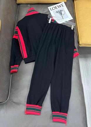 Костюм прогулочний спортивний брендовий