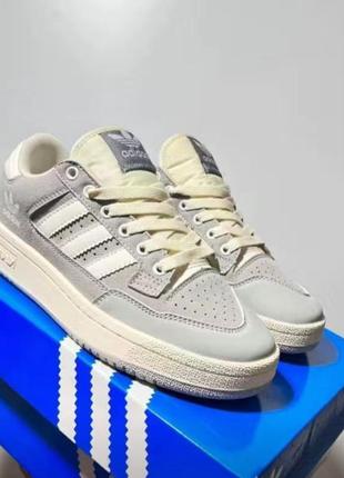 Кроссовки adidas forum