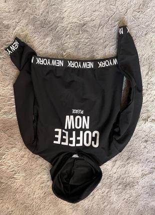 Жіноча кофтина