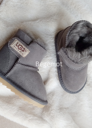 Дитячі натуральні уги ugg, повністю натуральна овчина.