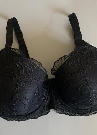 Бюстик з вишивкою 36g