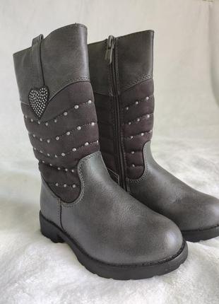 Сапожки для девочки