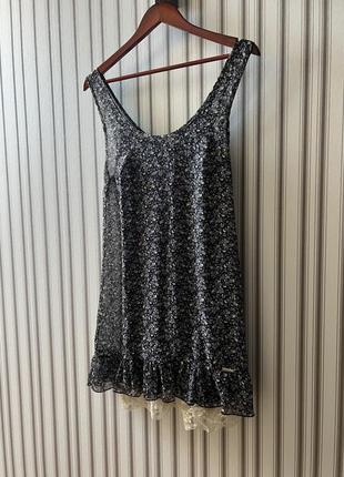 Женское брендовое летнее платье rinascimento итальялия s размера2 фото