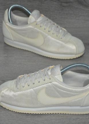 Продам кросівки фірма nike classic cortez  .1 фото