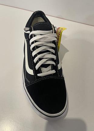 Vans 4