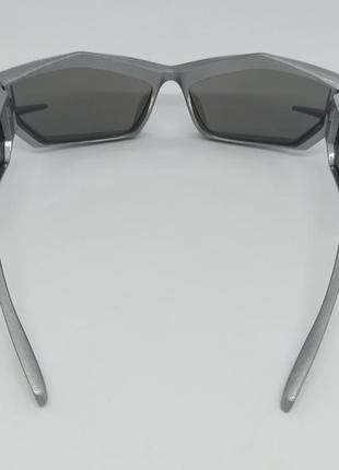 Очки унисекс солнцезащитные футуристические модного дизайна серые линзы зеркальные4 фото