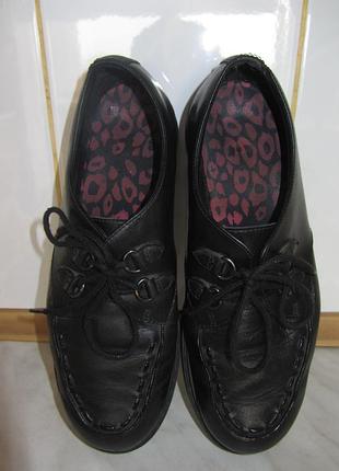 Кожаные туфли классические женские