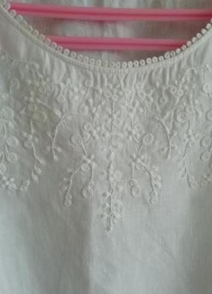 Льняная блузка с вышивкой2 фото