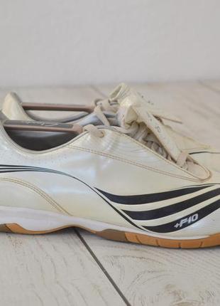 Adidas f10 indoor чоловічі футбольні кросівки вінтажні оригінал 42 41 розмір
