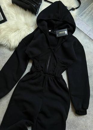 Комбинезон на флисе с капюшоном с имитацией корсета 🖤