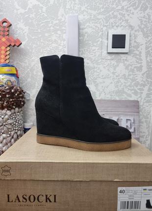 Нові черевики lasocki