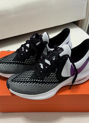 Отличные новые кроссовки nike zoom winflo 6 38