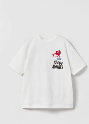 Футболка белая  от zara с сердцами 10-12 лет