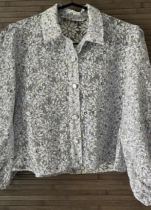 Блузка з органзи в квітковий принт