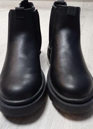 Черевики zara