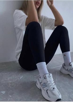 Жіночі чорні базові теплі утеплені на флісі безшовні легінси в рубчик