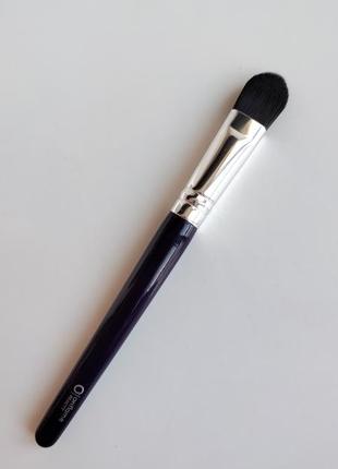 Кисть для макияжа  для лица орифлейм oriflame beauty
