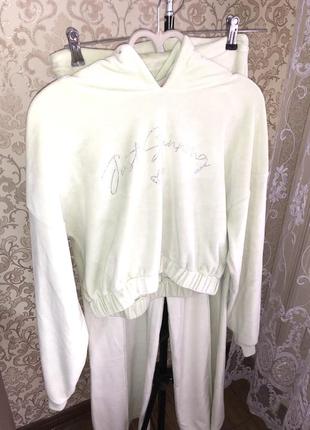 Велюровий костюмчик