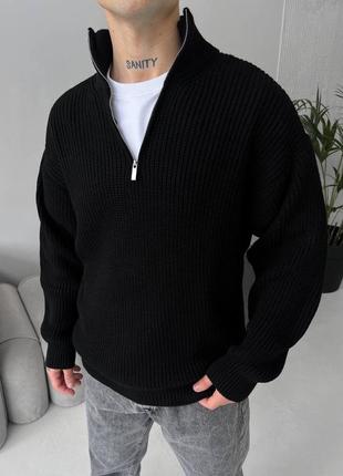 Стильний вʼязаний оверсайз светр