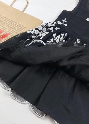 Фатінова сукня з вишитими квіточками від young dimensions на 3-4 роки, 98-104 см.4 фото