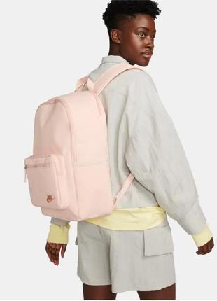 Рюкзак nike eugene backpack 23l2 фото