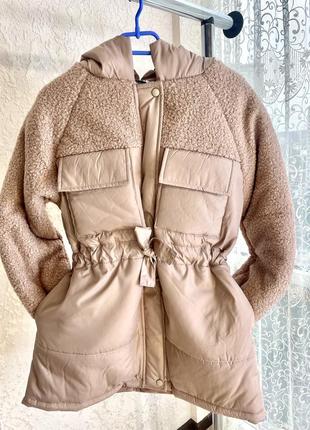 Жіноча тепла куртка біла чорна бежева