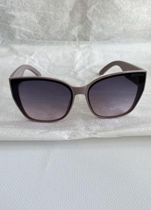 Солнцезащитные очки (кошечка)