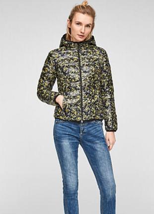 Куртка жіноча з капюшоном s.oliver розмір xs