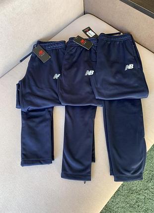 Штани new balance